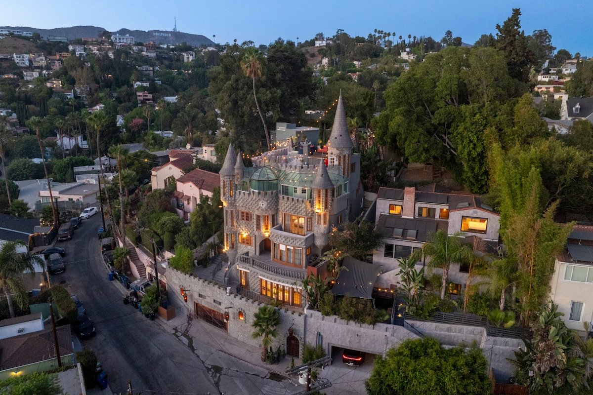 The Castle Ivar ! gallery image 5