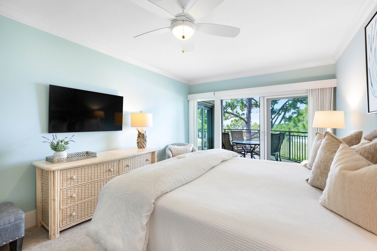 1879 Beachside Tennis Villas gallery image 5