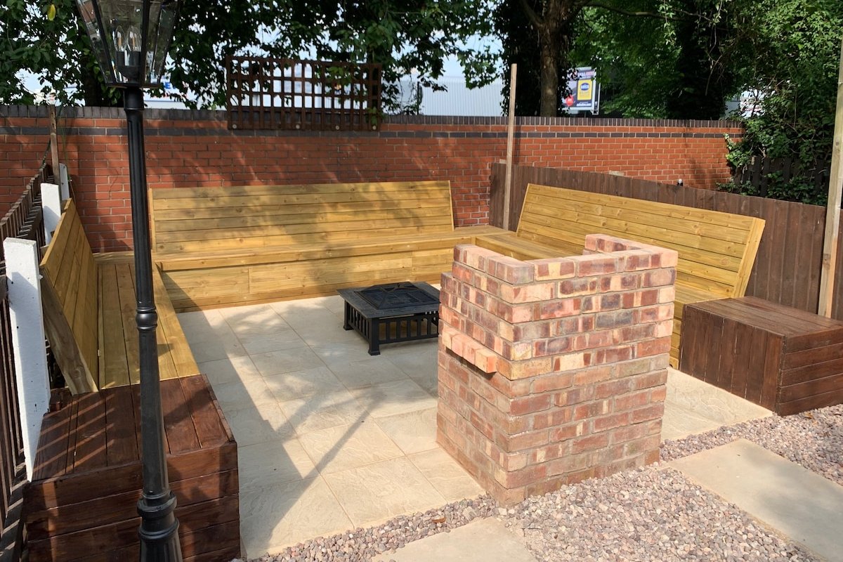 8 Bed, sleeps 10, 3Bath house, over 300 5* reviews gallery image 5