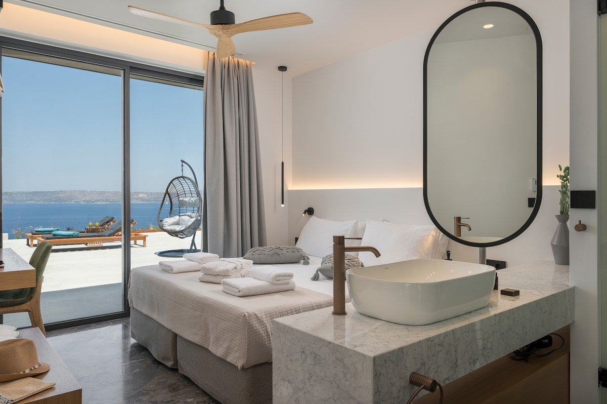 Astelia Villa • Heated Pool from April 2026 gallery image 3