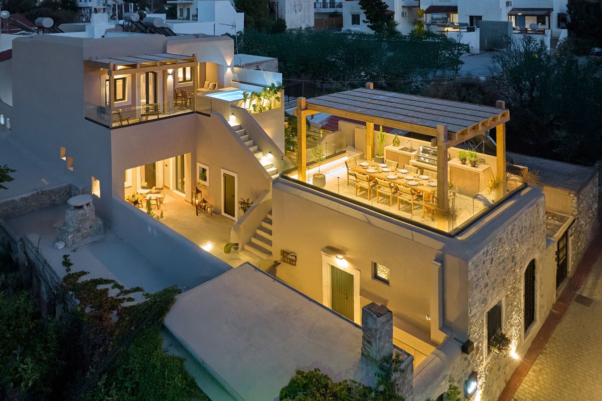 Kaptara Premium Villa, Plunge Pool & Jacuzzi’s