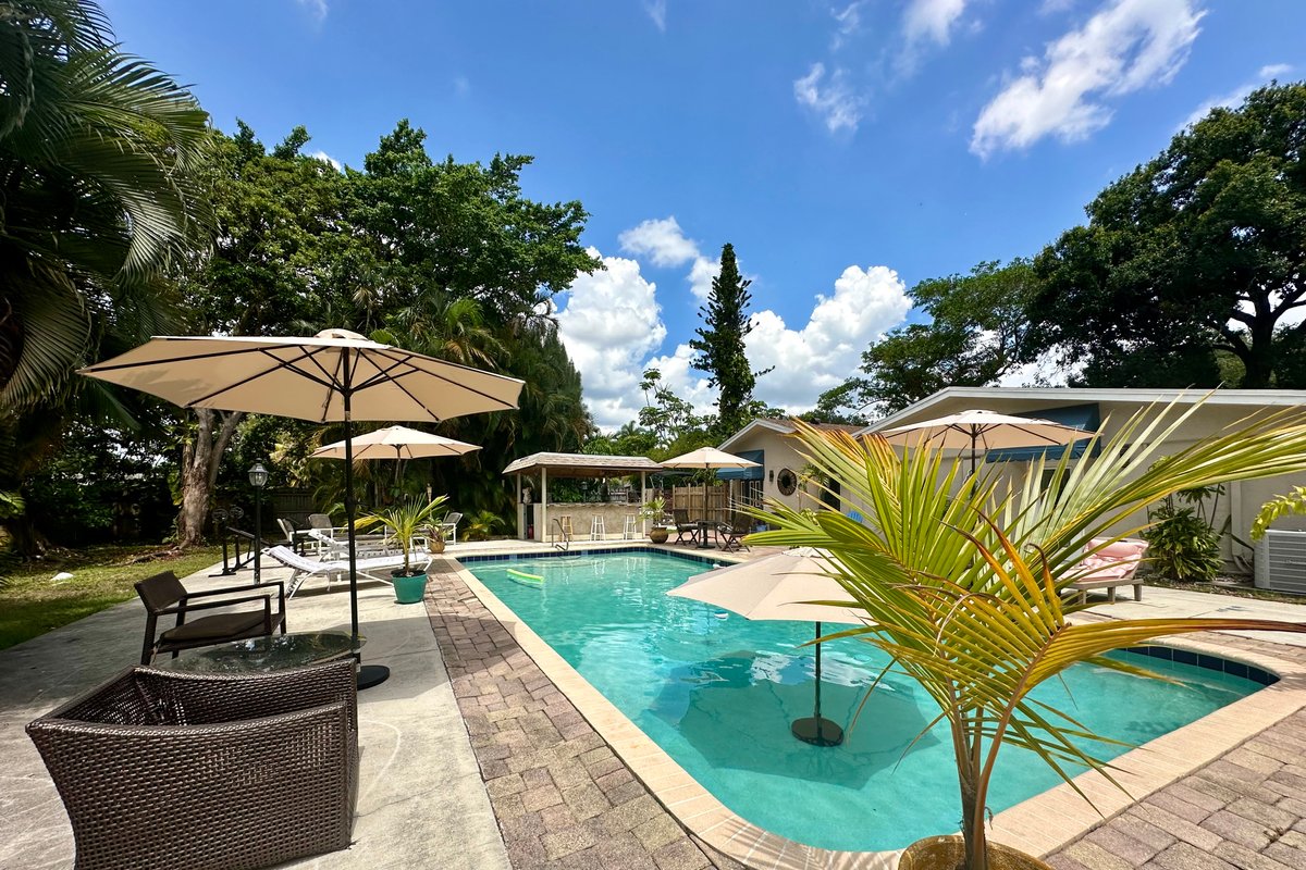 Authentic Villa Fort Lauderdale with pool