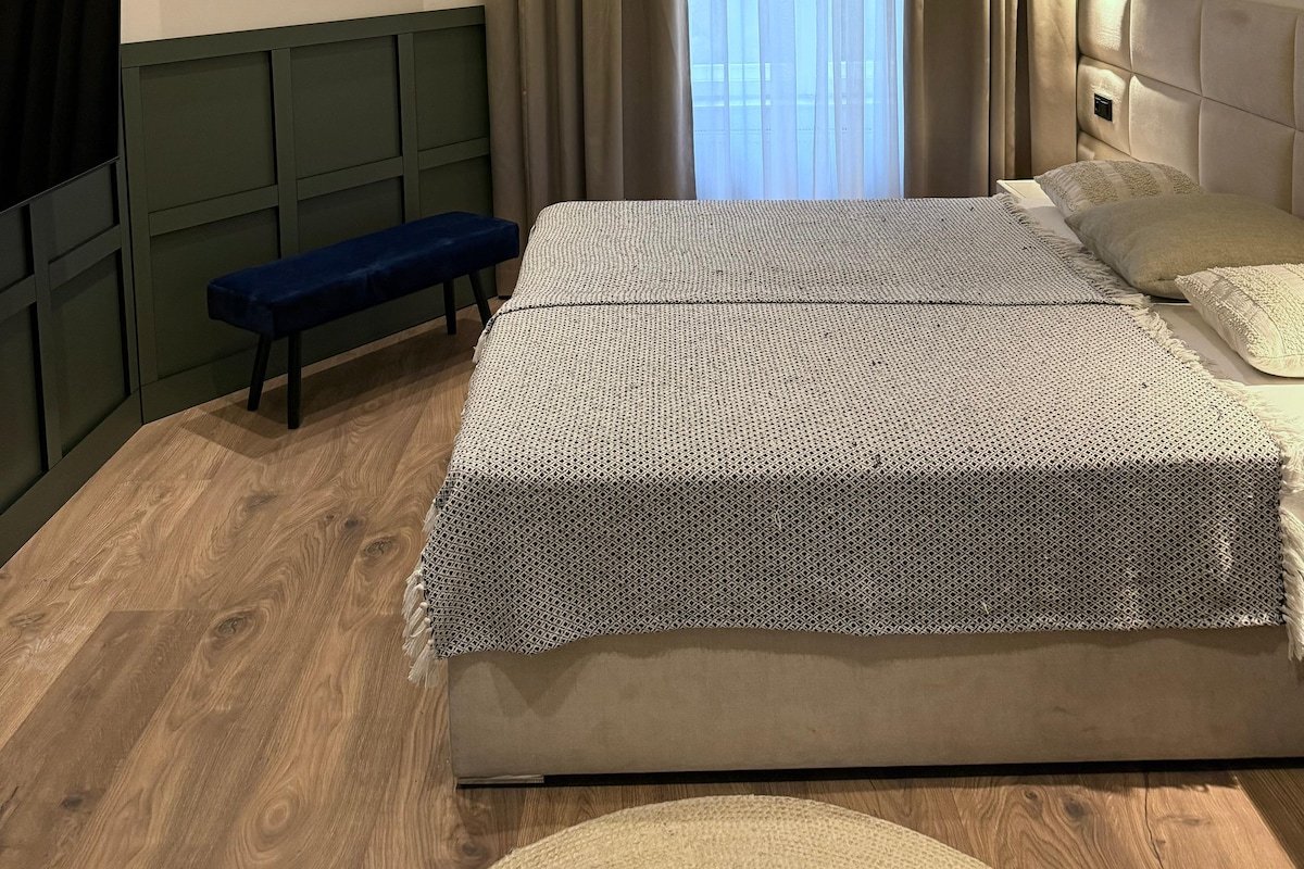 Luxury Residence Kmochova, – 4 bedrooms gallery image 3