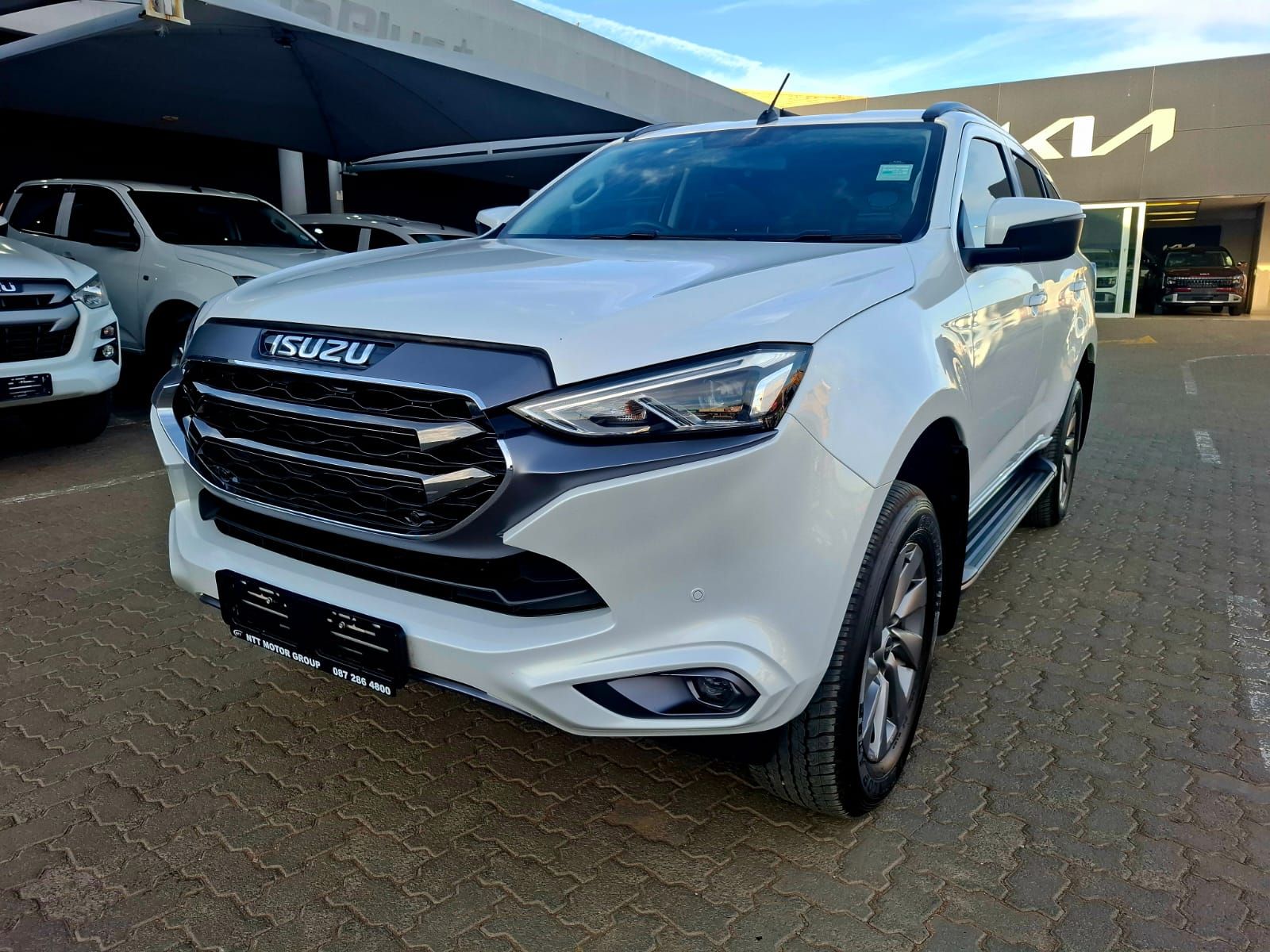 Used car gallery