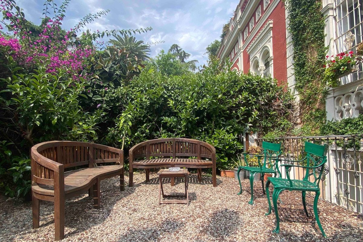 Central Townhouse Barcelona gallery image 4