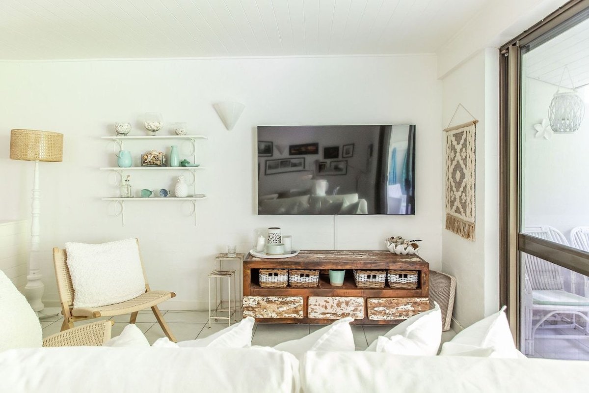 Tea Trees 3 – relaxed coastal apartment, location! gallery image 3