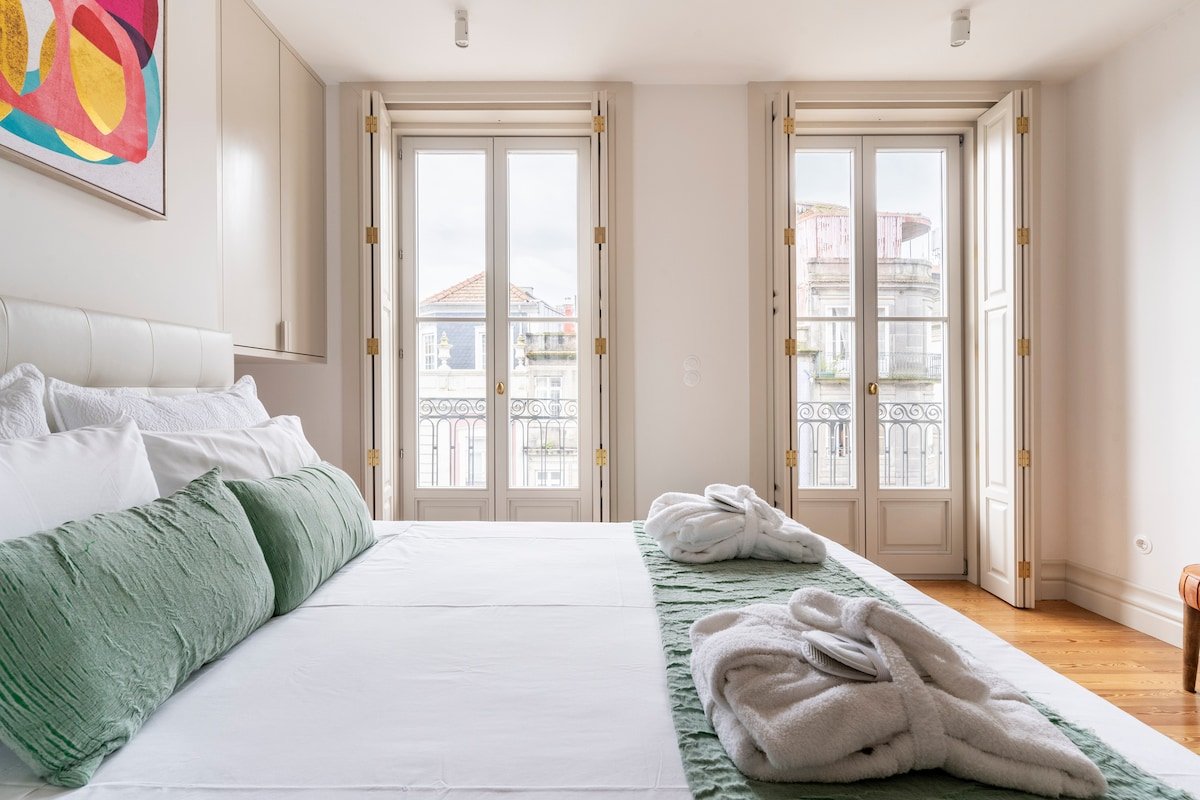Luxury Porto Residence w/ River Views + Concierge gallery image 5