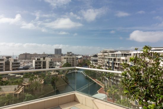 Photo 5 of Kylemore 701 accommodation in V&A Waterfront, Cape Town with 3 bedrooms and 3 bathrooms