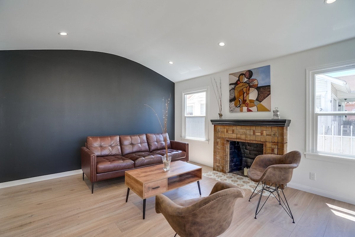 House & Guest House full access gallery image 4