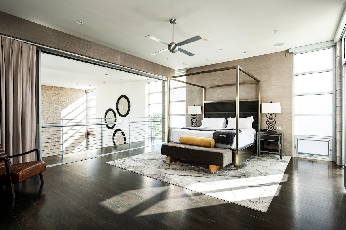 The George gallery image 4