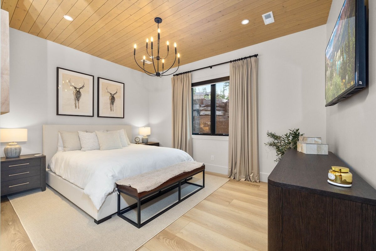 Whitefish Mountain luxury at its finest gallery image 5