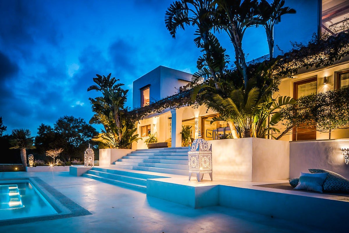 Ibiza villa- views- pool- gym- BBQ
