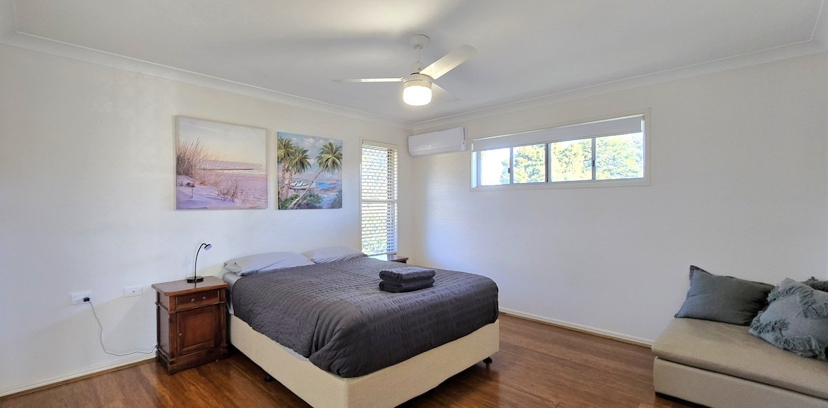 Drayton Apt Upstairs (SEQ) – 3 bedroom 2 bathroom gallery image 4