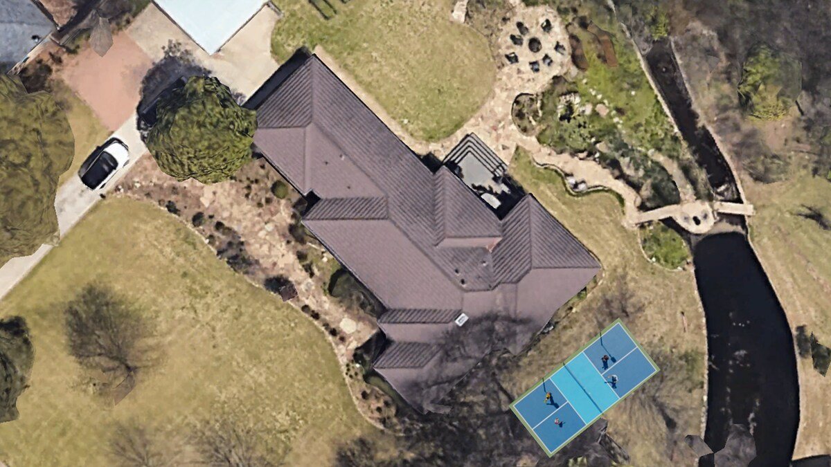 Pickleball Vacation In Dallas! Private 30×60 Court gallery image 3