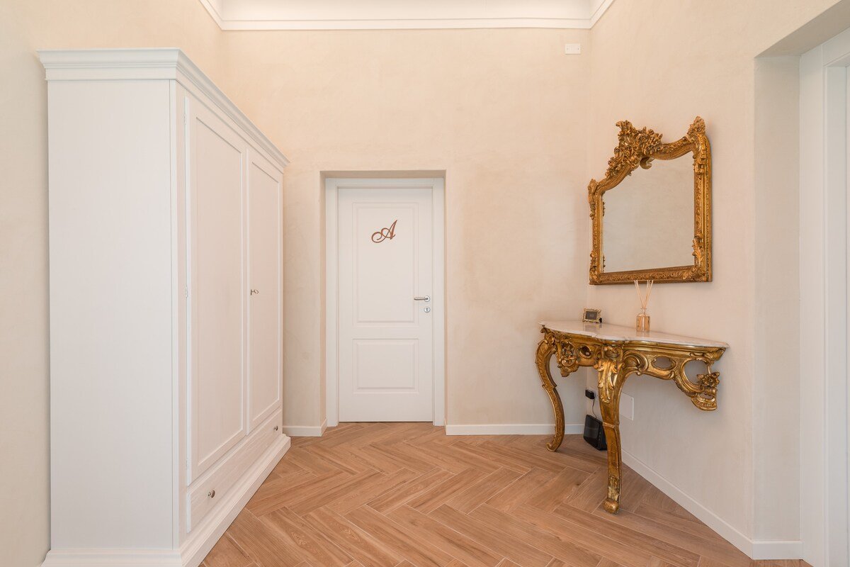 Classic Chic – Città Alta gallery image 4