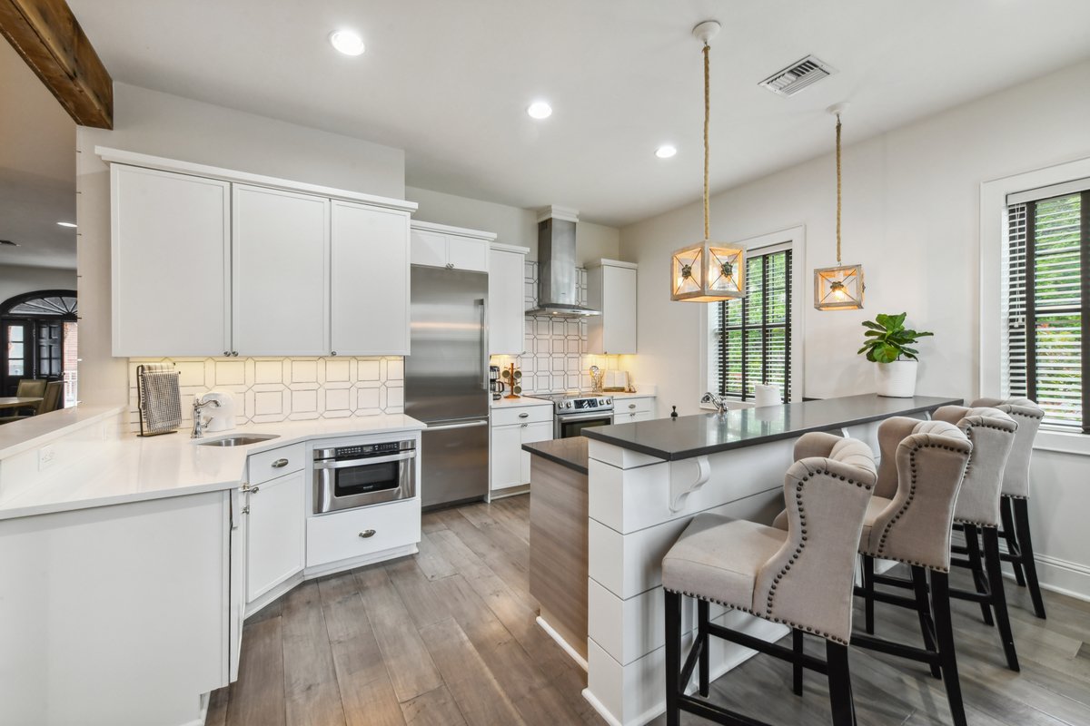 Location and Luxury -Top Reviewed Property