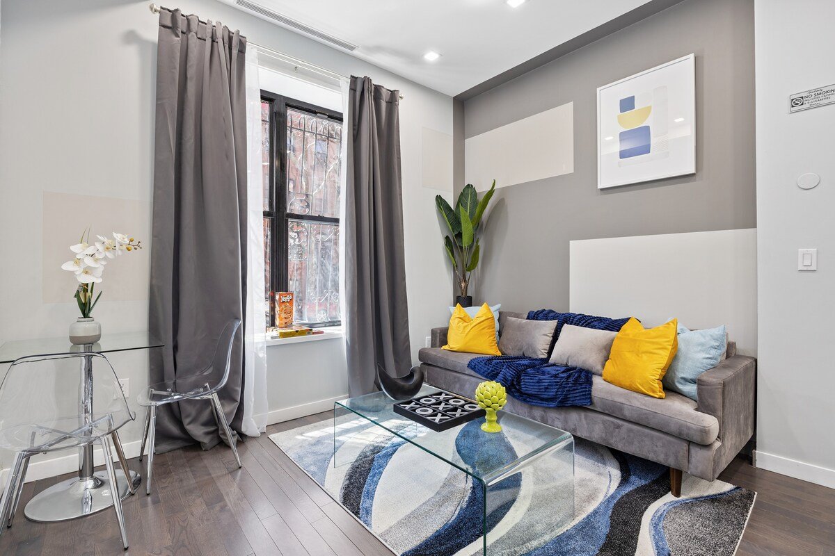 Save on 2Day+ Stays|6Br Triplex gallery image 2