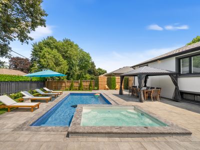 Luxury Spa Escape with Pool & Jacuzzi