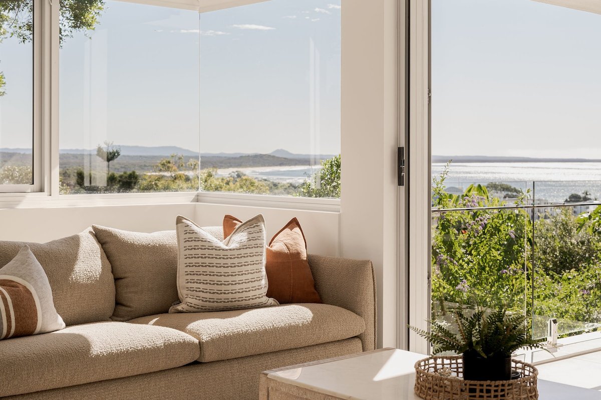 Noosa’s Best View, Nature Setting, Stroll to Beach gallery image 5