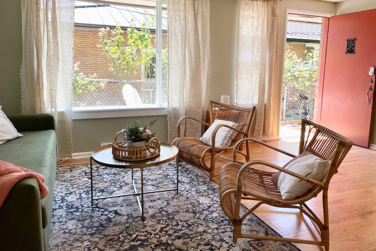 Fremont Nirvana | Chic Townhome Near Bars & Eats