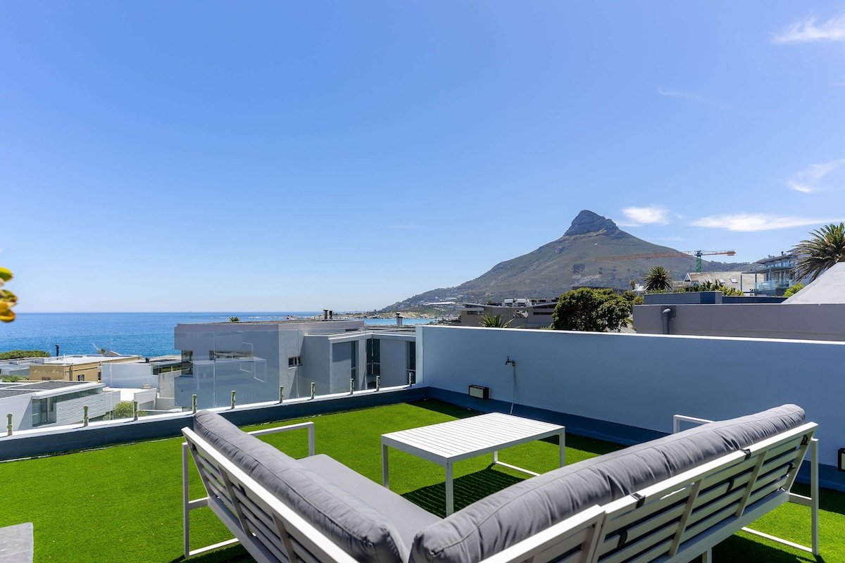 Montanha – Camps Bay villa 3 mins from Beta beach gallery image 2