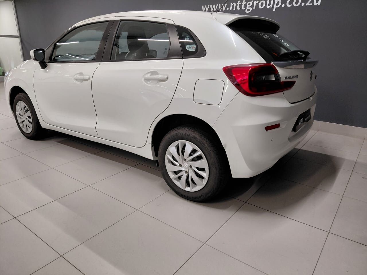 Used car gallery