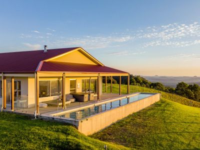 Petrichor Estate – 360 Views, Magnesium Pool & Spa