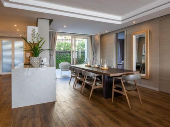 Dining area - Room