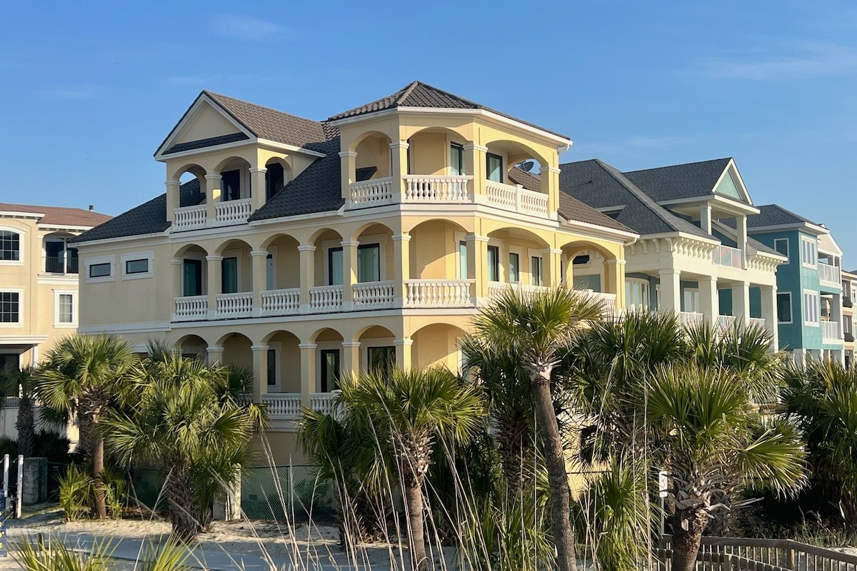 31 Singleton, Pool, Pickleball, Views, Free Golf