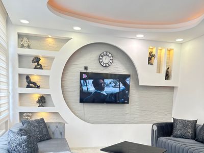 great location luxury apartment