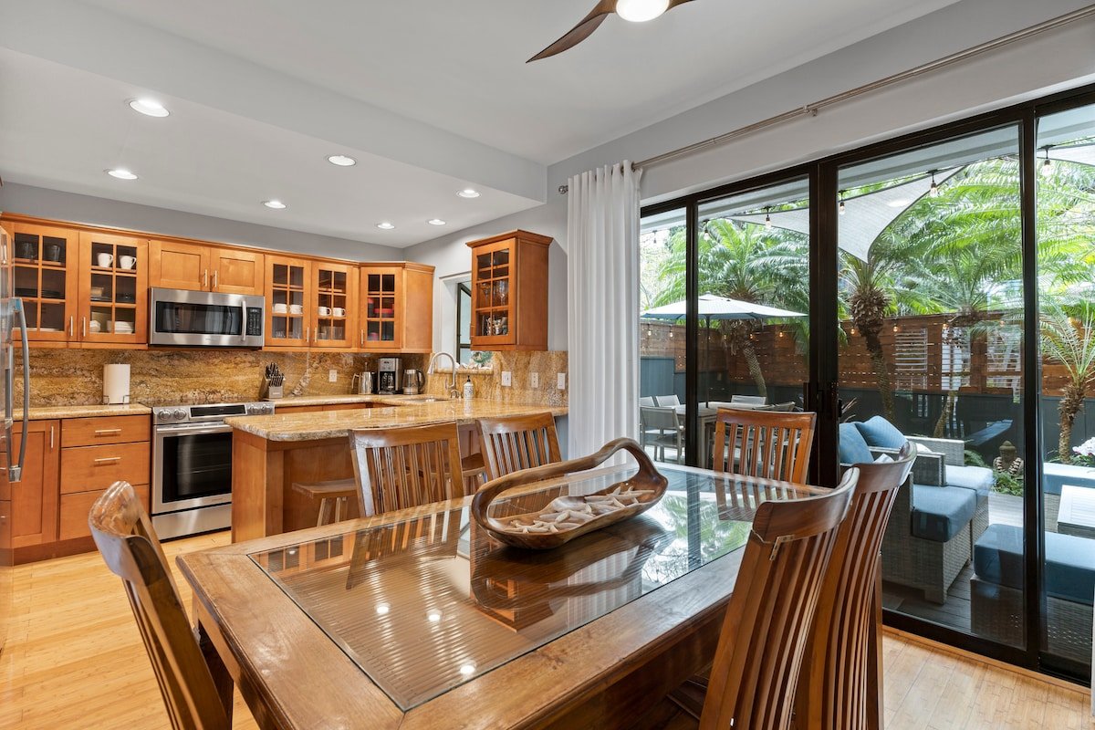 #1 Guest Favorite for Napili & Kapalua Bays! gallery image 5