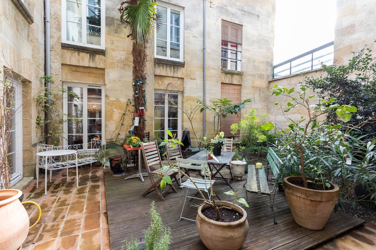 Maison atypique avec jardin / centre de Bordeaux gallery image 2