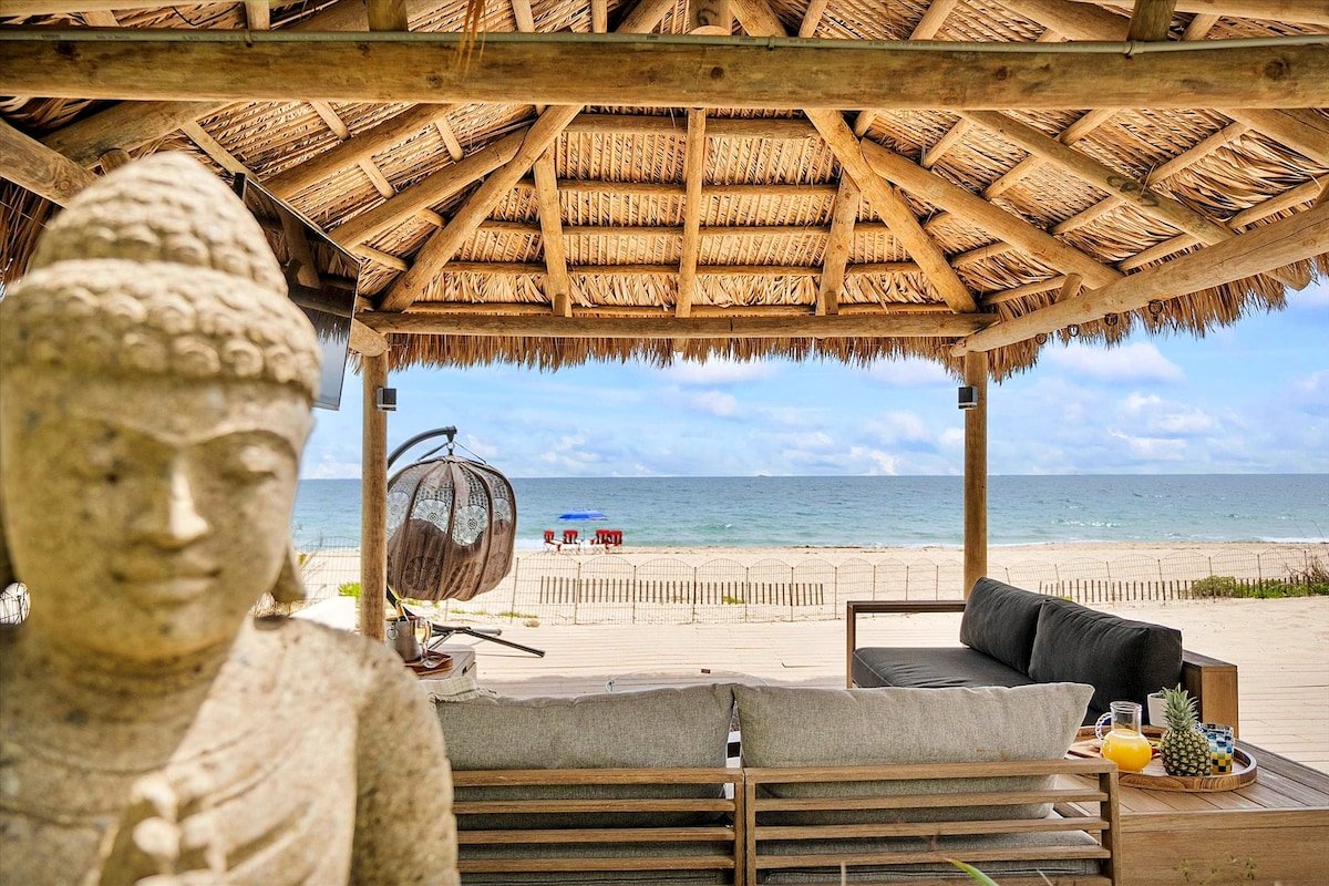 Exclusive Beachfront with Sauna and Gym gallery image 3