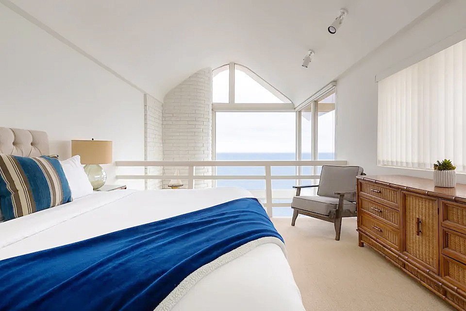 Malibu Townhouse Right on the Sand gallery image 2