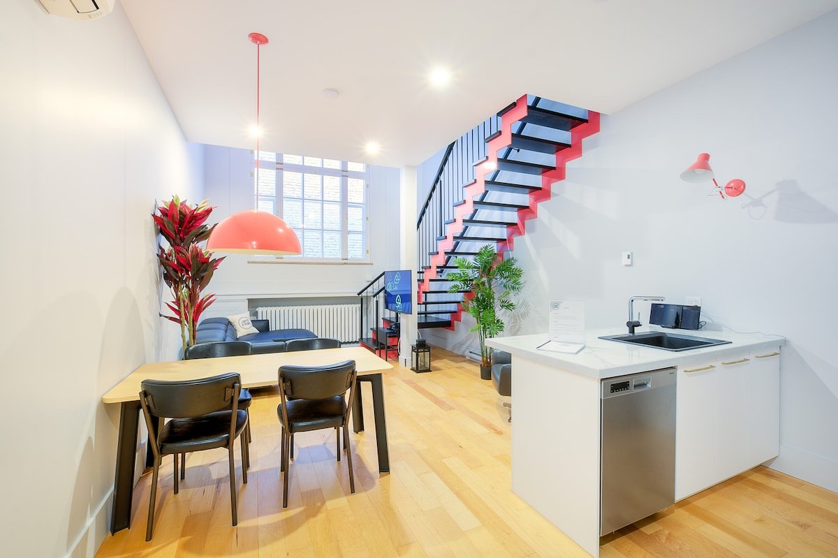 SP106 – Lofts St-Pierre – Par Les Lofts Vieux-QC gallery image 2