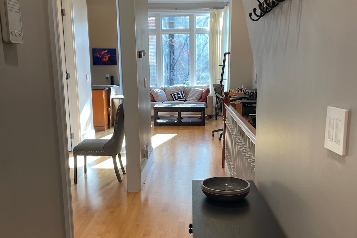 South End 1800sqft 2BR Audiophile Paradise gallery image 4