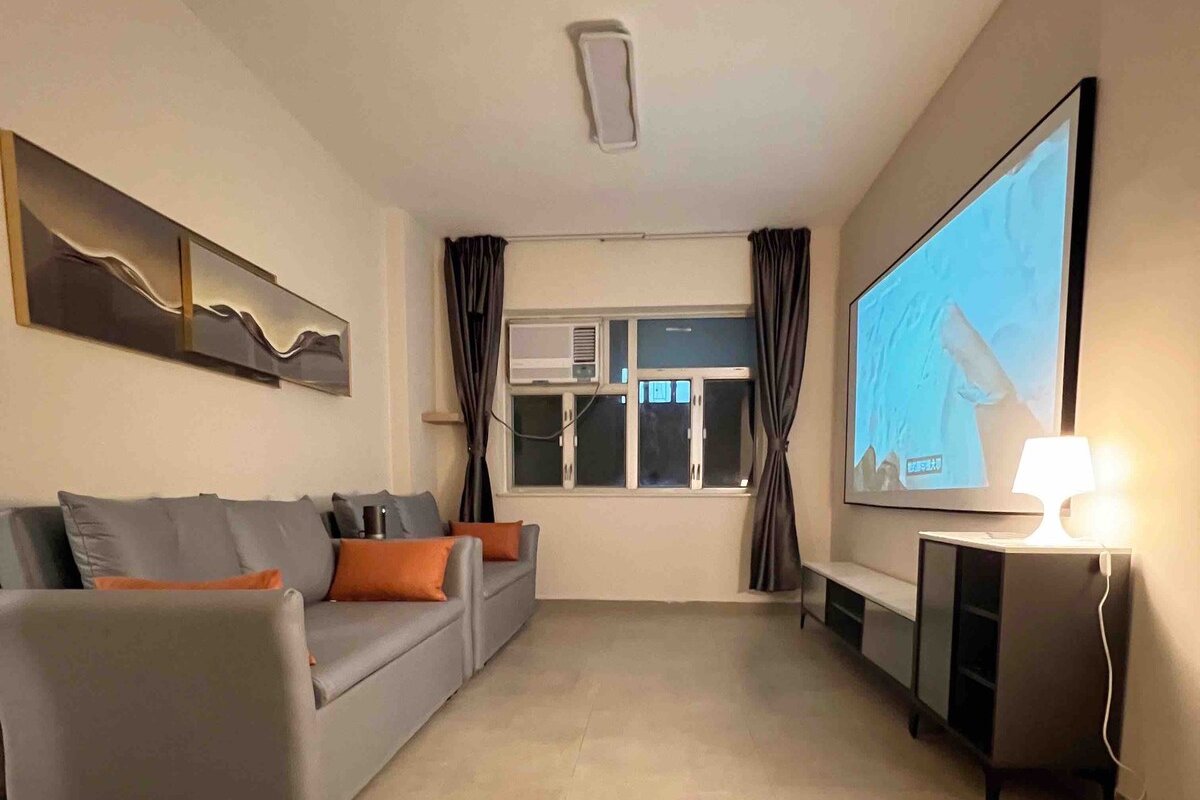 Cozy 2 Bedroom 2bath 12pax TST Station gallery image 3