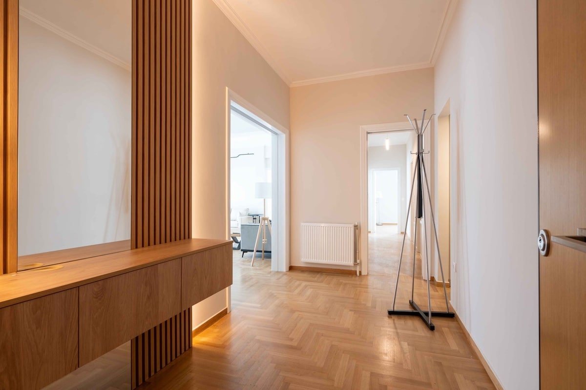 Corner Penthouse in Acropolis gallery image 3