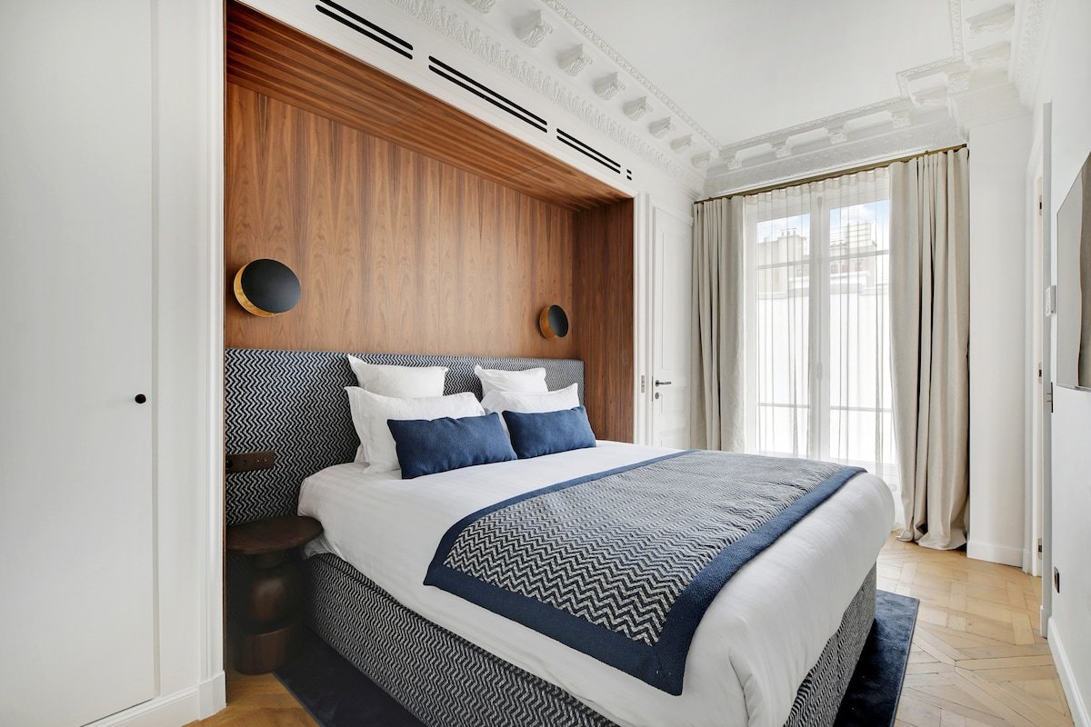 ONIRI – Serviced 1-BR – Place Vendôme Louvre III gallery image 3