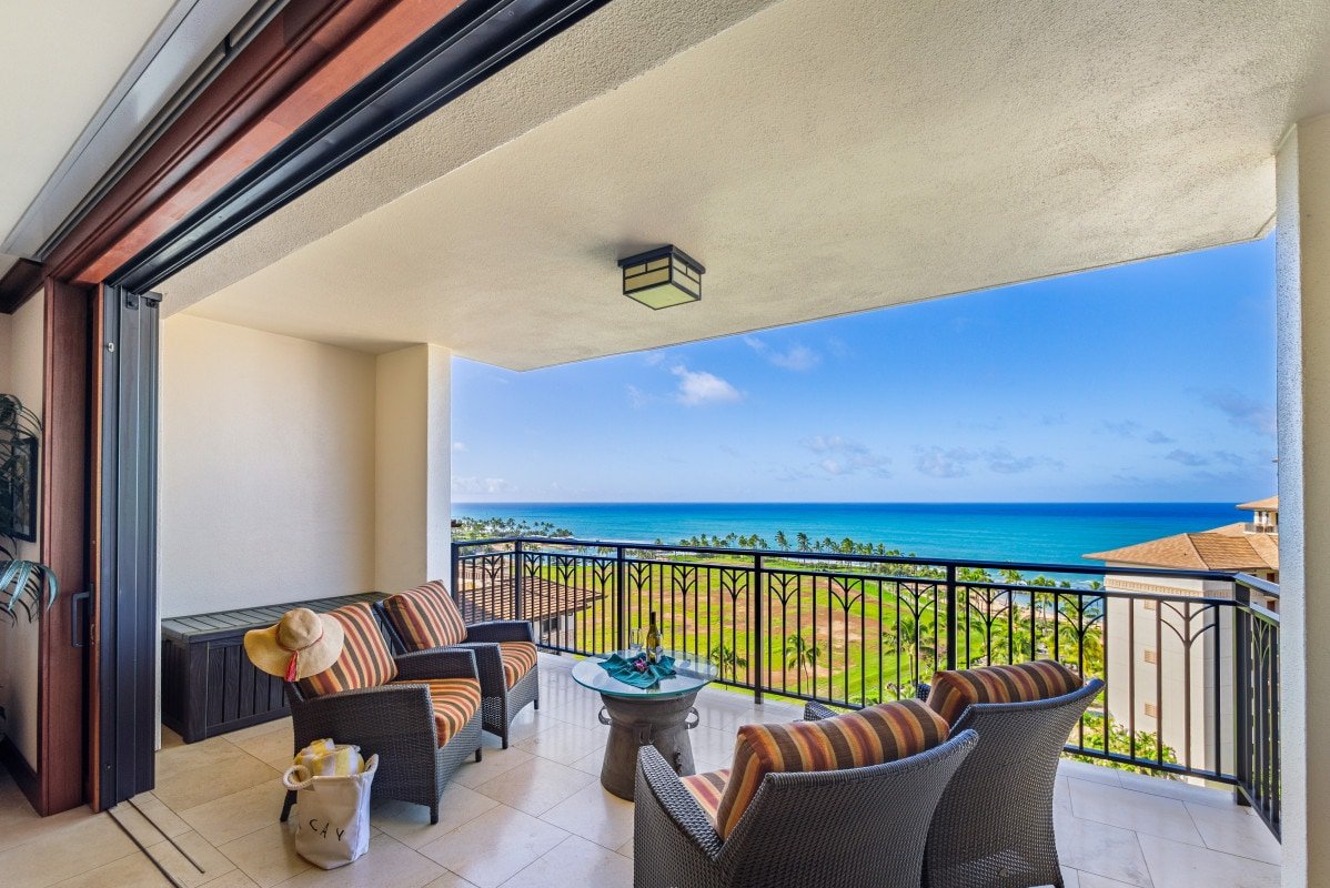 Hale Keani O-1203 stunning Views to relax gallery image 4