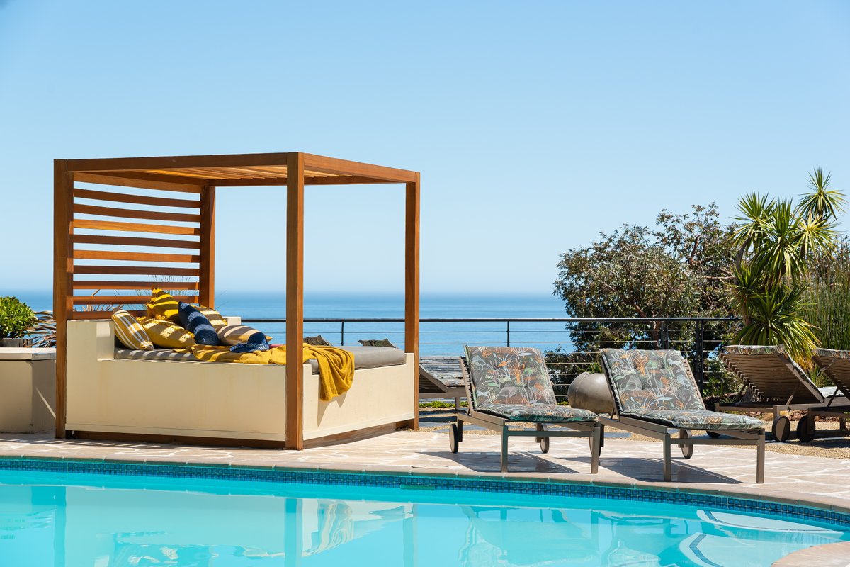 Villa 15 Woodford – Sea. Sky. Splash.