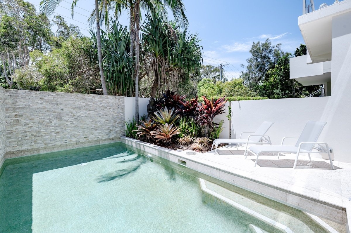 The Platinum Luxe Residence in Sunshine Beach gallery image 5