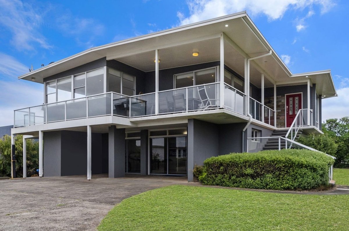 Fernhill gallery image 2