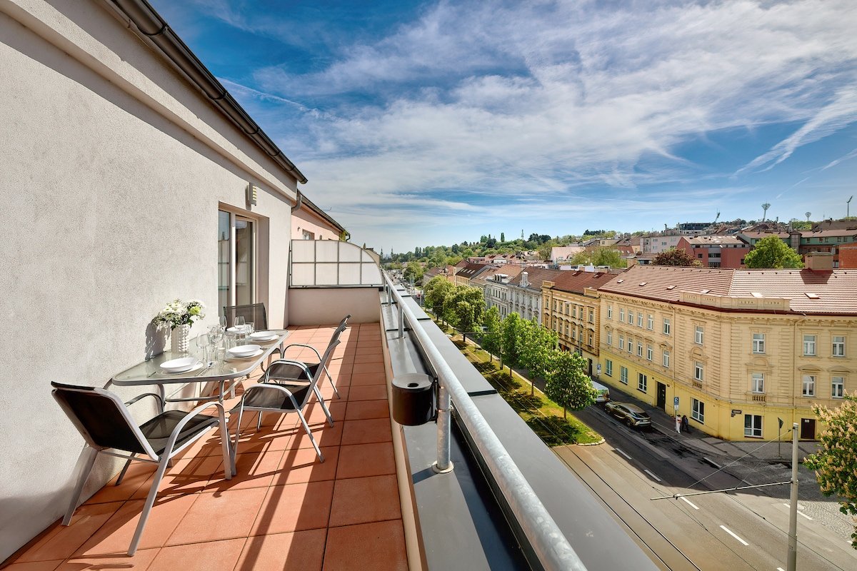 Penthouse with Terrace close to Prague Castle gallery image 5