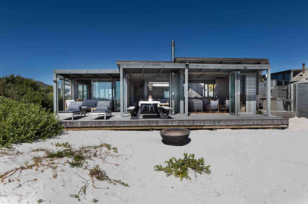 Amazing home on the beach in Klein Slangkop
