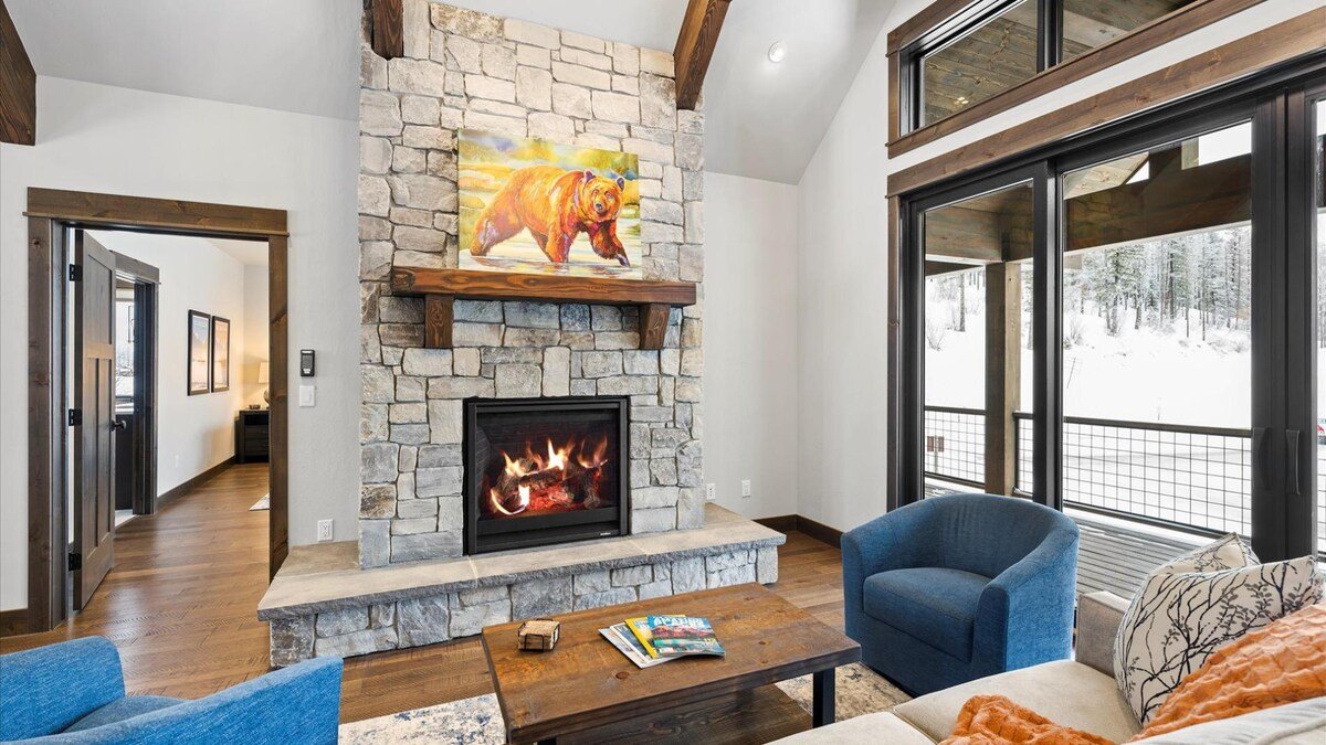 The Sunrise Ridge Chalet gallery image 3