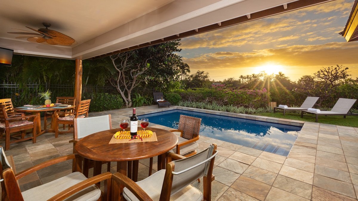 PiH: Coral Reef: BIG Golf Discounts | Pool & Spa gallery image 2