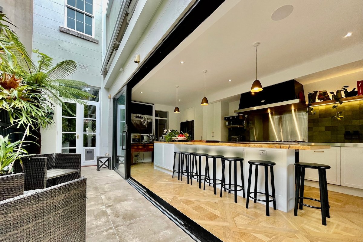 Historic House & Oasis Pool Garden by the Beach gallery image 2