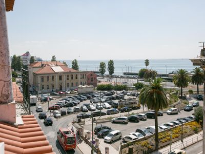 CITY CENTER SEAVIEW APARTMENT