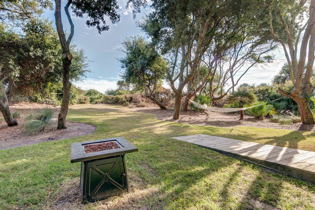 The Tree House gallery image 2